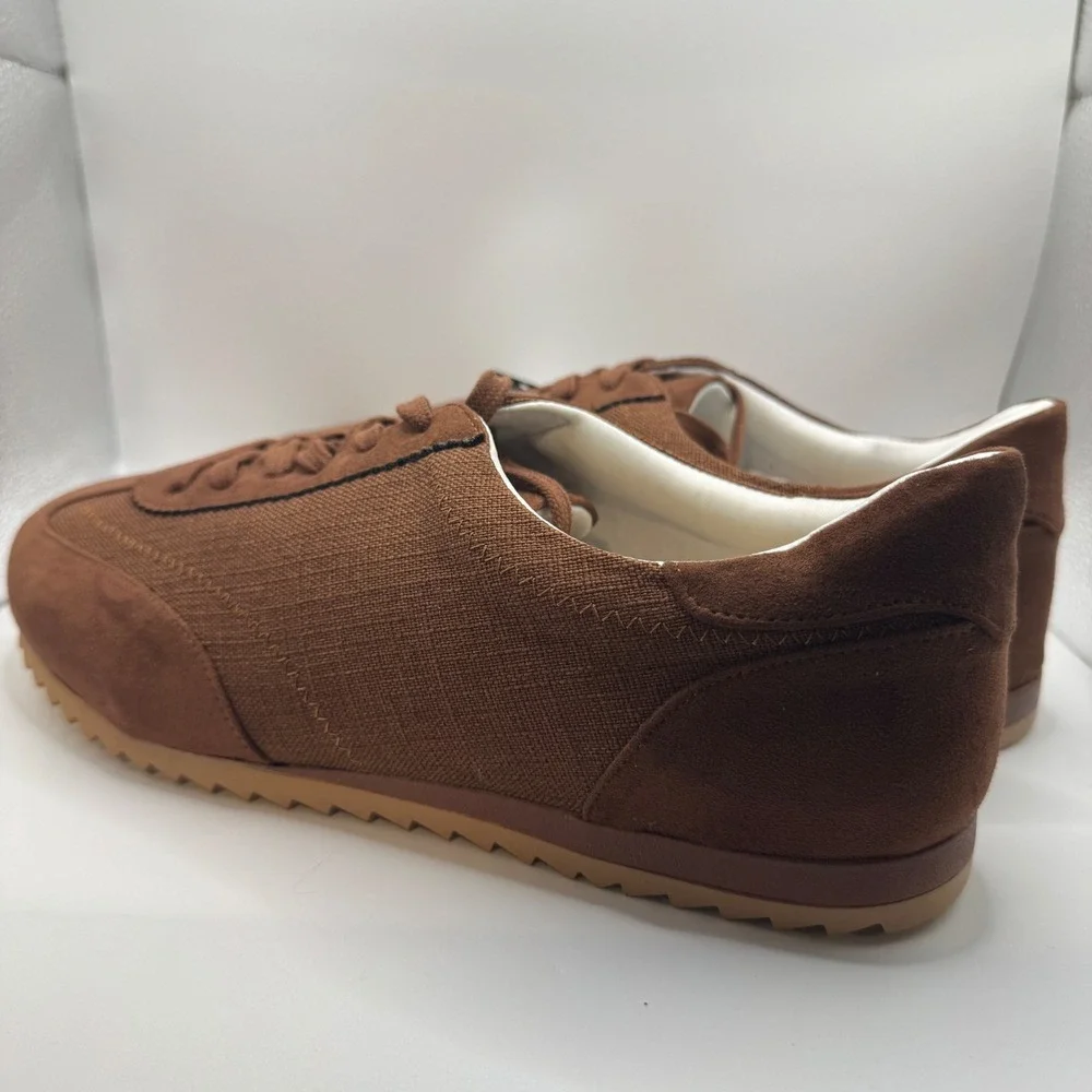 Torrid 13 Sleek Sneaker Women Brown Wide Width Faux Suede Lace Up Low Top 26SPR3